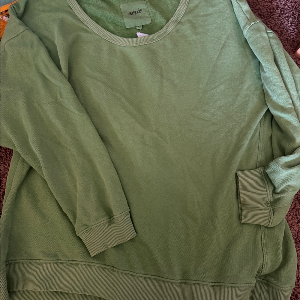 Aerie Vibrant Green Pullover